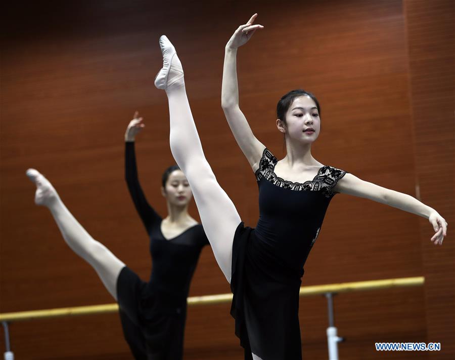 CHINA-SHENYANG-LIAONING BALLET TROUPE (CN)