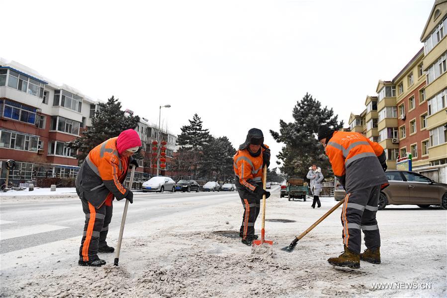 CHINA-CHANGCHUN-SNOWFALL (CN)