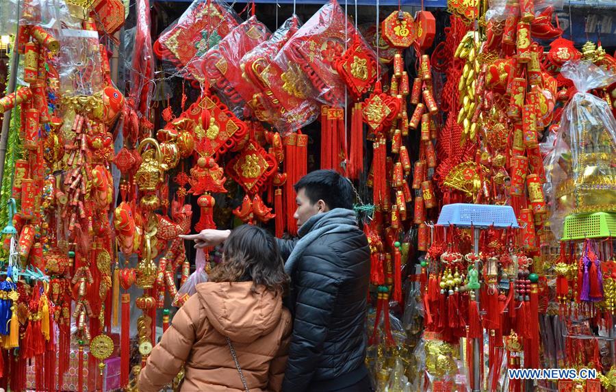 VIETNAM-HANOI-SPRING FESTIVAL-PREPARATIONS 