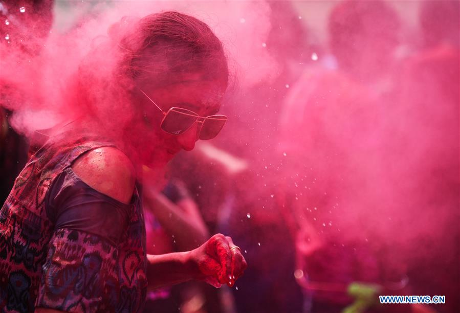 INDIA-MUMBAI-HOLI FESTIVAL