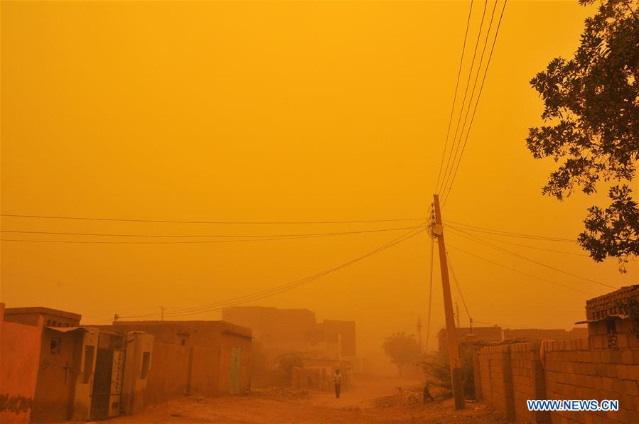 SUDAN-KHARTOUM-DUST STORM