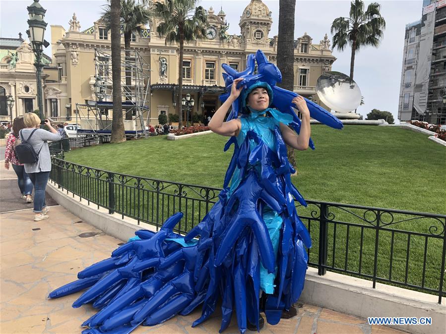 MONACO-MONTE-CARLO-CHINESE ARTIST-PERFORMANCE ART-EARTH DAY