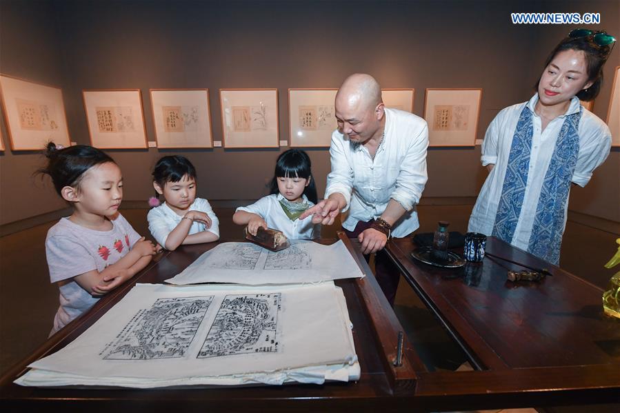 CHINA-ZHEJIANG-WOODBLOCK PRINTING-EXHIBITION (CN)