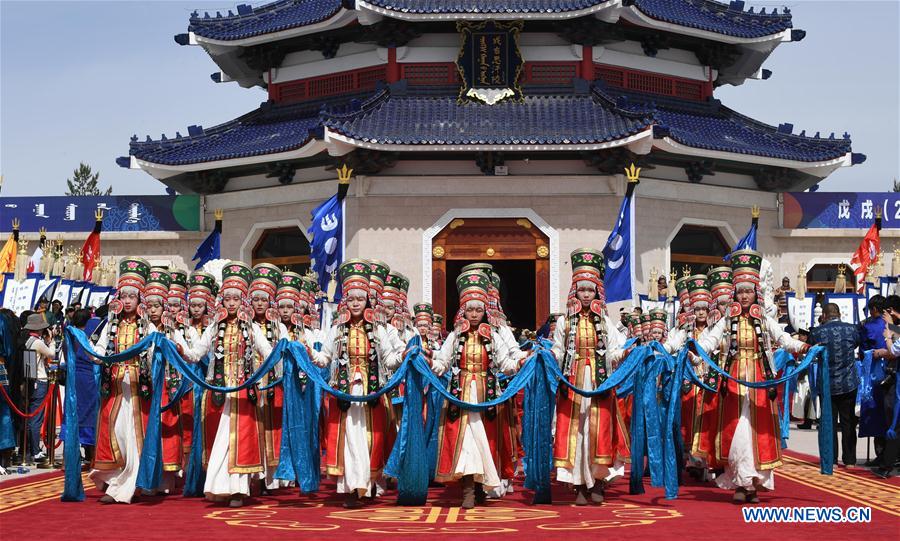 CHINA-INNER MONGOLIA-GENGHIS KHAN-MEMORIAL RITUAL (CN)