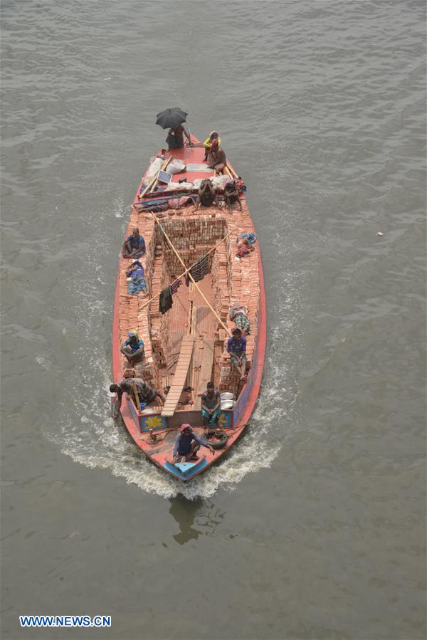 BANGLADESH-DHAKA-WATER-TRANSPORTATION