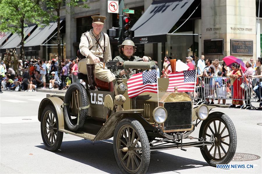 U.S.-CHICAGO-MEMORIAL DAY-PARADE