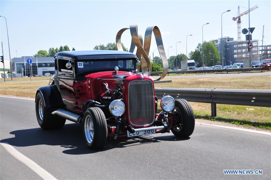 LATVIA-JURMALA-CLASSIC CAR CRUISE PARADE