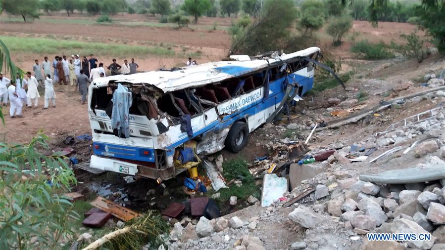 PAKISTAN-KOHAT-BUS-ACCIDENT