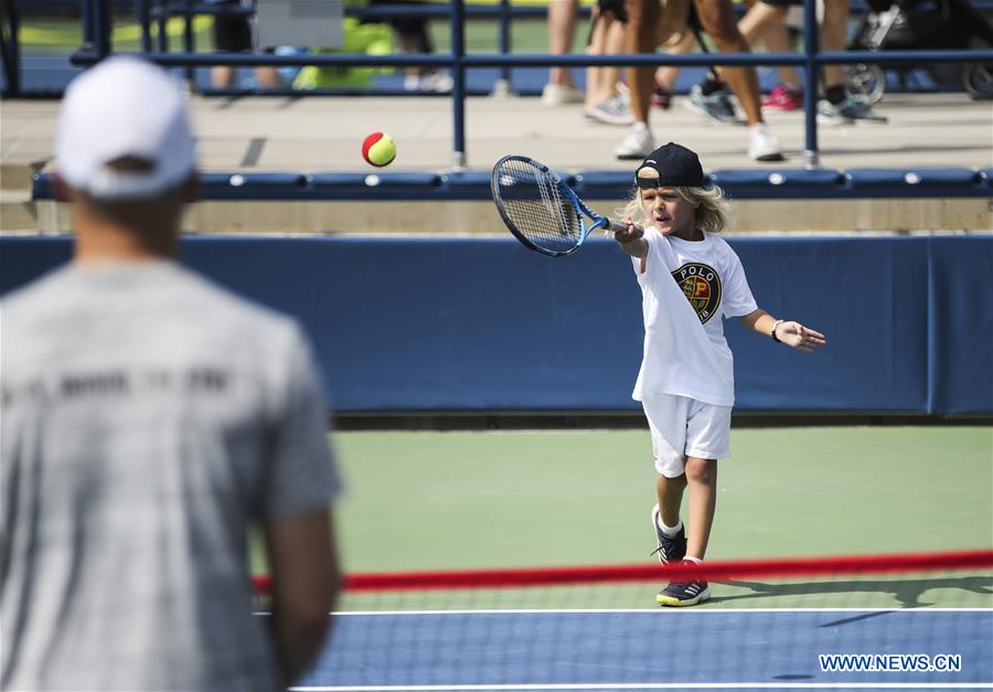 (SP)U.S.-NEW YORK-TENNIS-US OPEN-ARTHUR ASHE KID'S DAY