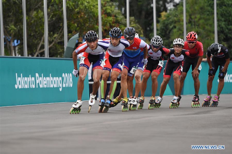 (SP)INDONESIA-PALEMBANG-ASIAN GAMES-ROLLER SKATE-MEN'S ROAD 20KM RACE