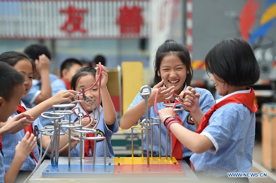 #CHINA-SHIJIAZHUANG-SCIENCE-AWARENESS (CN)