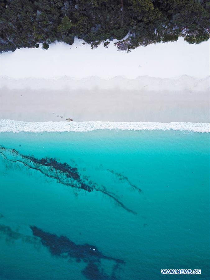 AUSTRALIA-JERVIS BAY-SCENERY