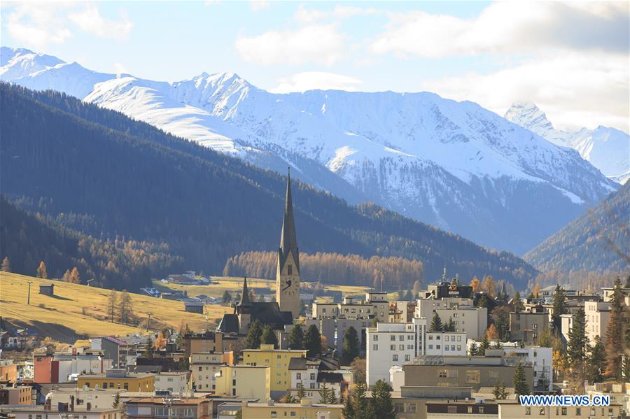 SWITZERLAND-DAVOS-AUTUMN-SCENERY