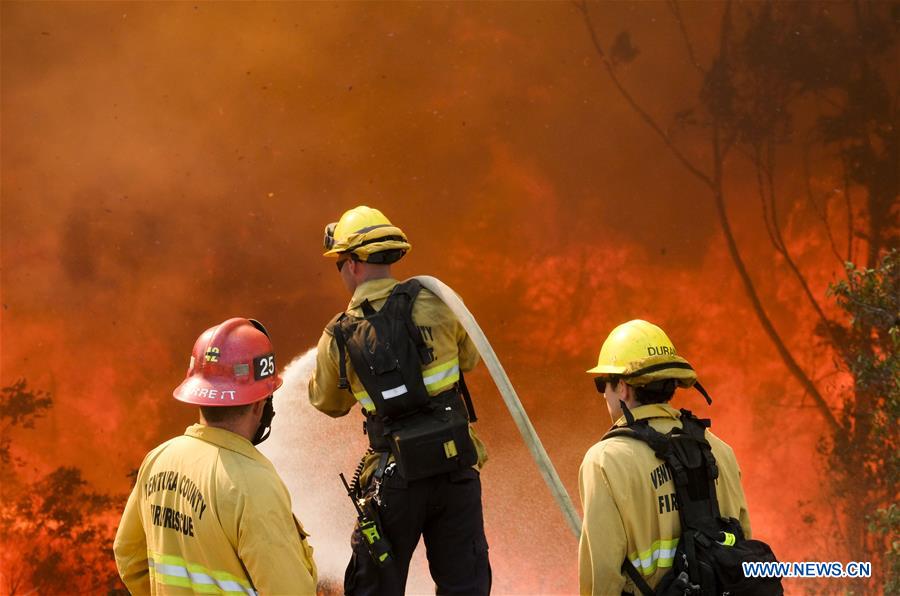 U.S.-SIMI VALLEY-WILDFIRE