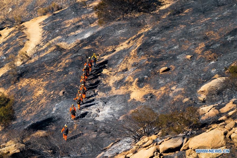 U.S.-SIMI VALLEY-WILDFIRE