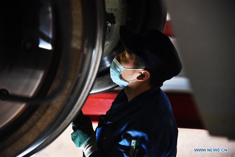 CHINA-SHANDONG-HIGH SPEED TRAIN-MAINTENANCE (CN)