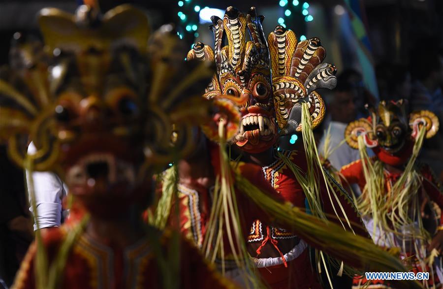 SRI LANKA-COLOMBO-NAVAM-DANCERS