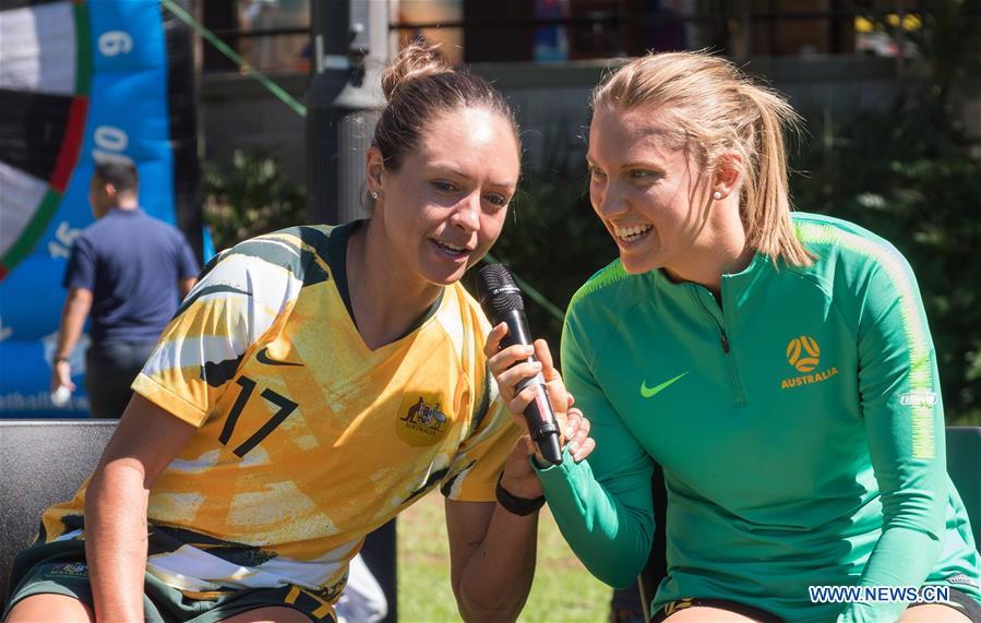 (SP)AUSTRALIA-SYDNEY-SOCCER-FIFA WOMEN'S WORLD CUP TROPHY