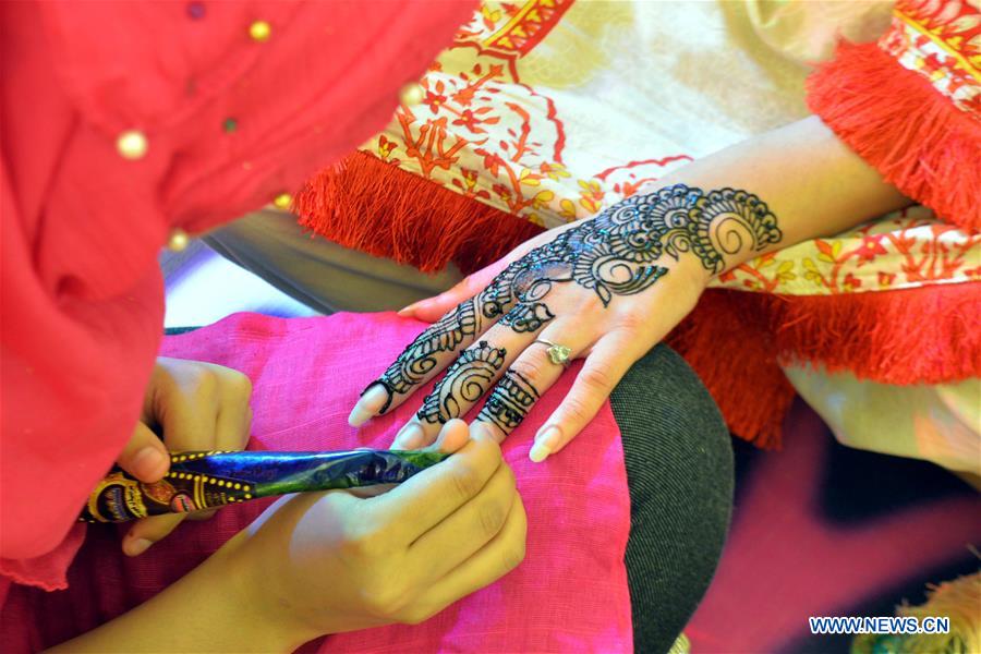 PAKISTAN-PESHAWAR-EID AL-FITR-HENNA