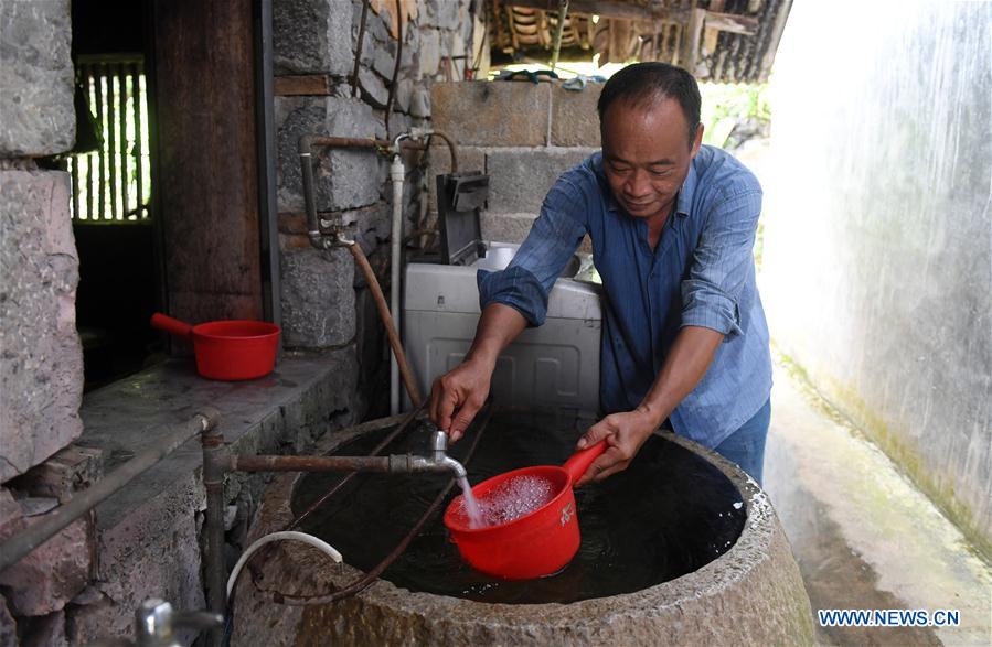 CHINA-GUANGXI-DU'AN-WATER TANKS (CN)