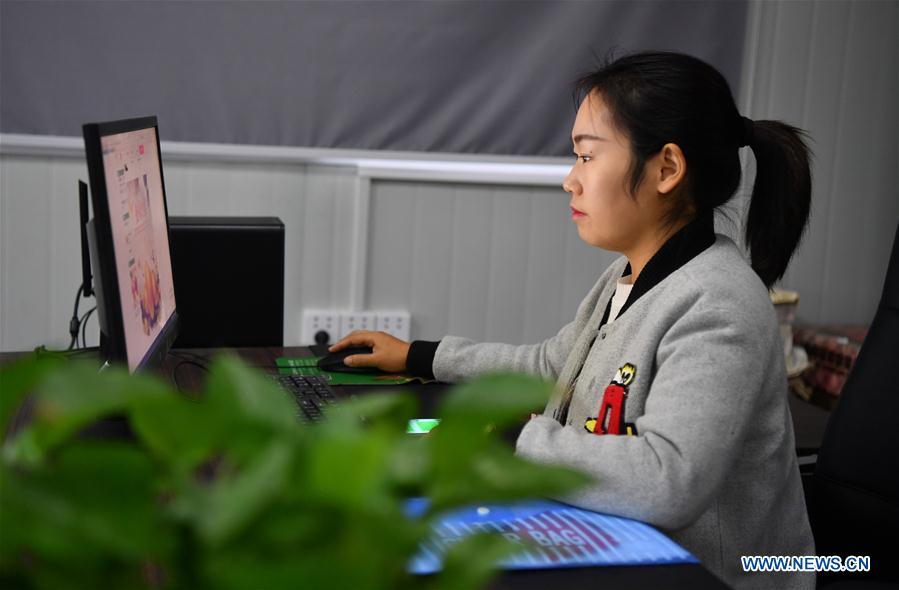 CHINA-HENAN-VETERAN-PEAR GROWING (CN)