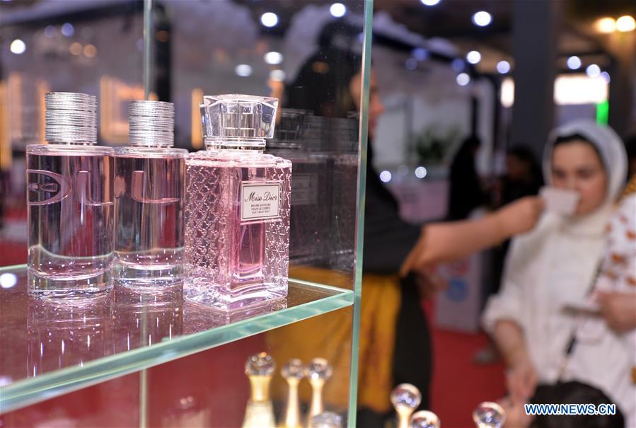 KUWAIT-HAWALLI GOVERNORATE-PERFUME EXHIBITION