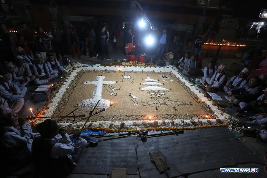 NEPAL-BHAKTAPUR-FULL MOON DAY-HALI-MALI CARNIVAL