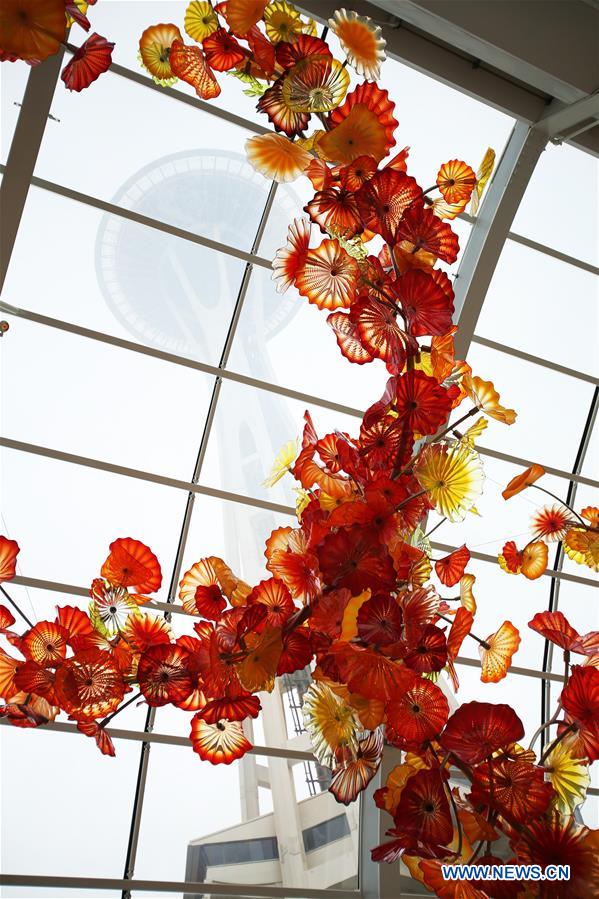 U.S.-SEATTLE-CHIHULY GARDEN AND GLASS-GLASS ARTWORKS