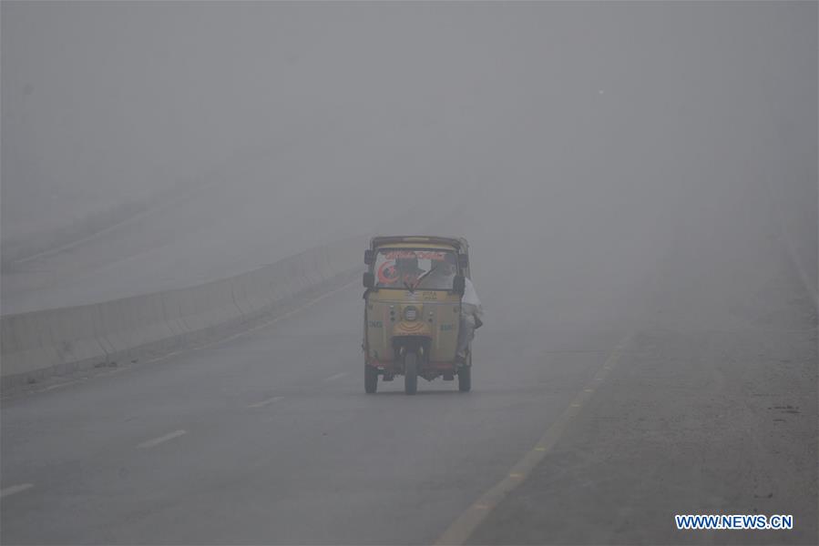 PAKISTAN-PESHAWAR-FOG