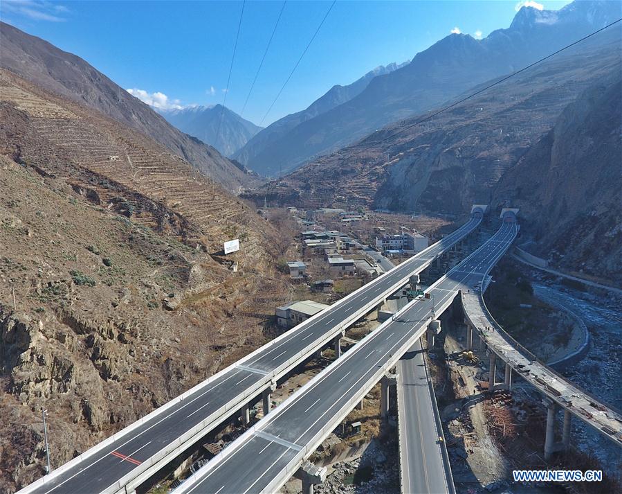 CHINA-SICHUAN-WENCHUAN-MAERKANG-EXPRESSWAY (CN)