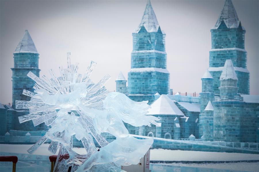 CHINA-HARBIN-ICE-SCULPTURE(CN)