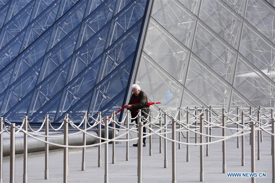 FRANCE-PARIS-LOUVRE MUSEUM-SHUT DOWN