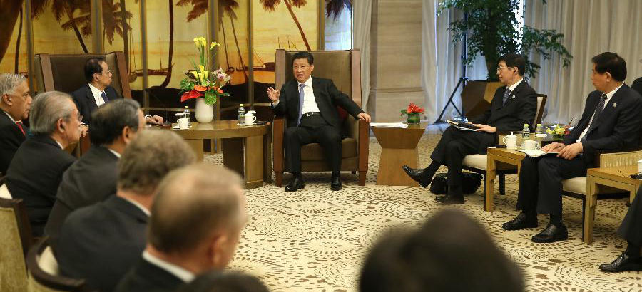 Xi meets members of BFA board of directors in Hainan