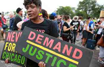 Anti-violence protesters march over police misconduct in Chicago