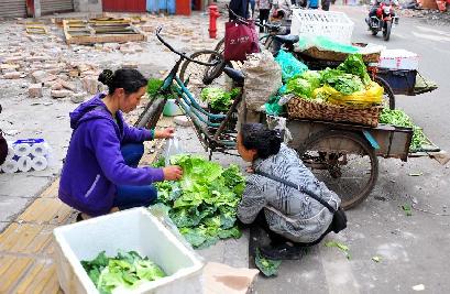 灾区见闻：部分受灾地区群众生活逐步开始恢复